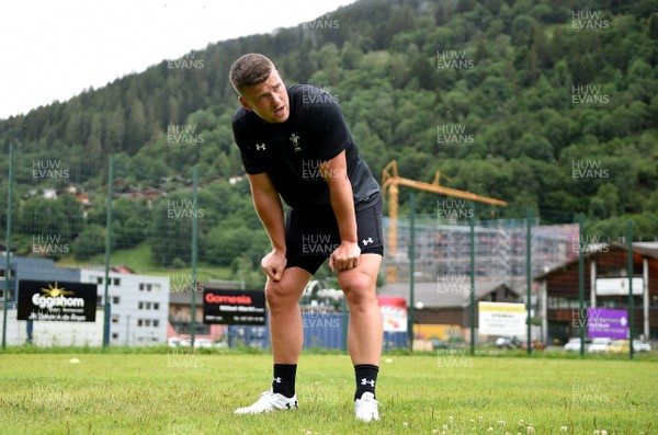 180719 - Wales Rugby World Cup Training Camp in Fiesch, Switzerland - Scott Williams during training
