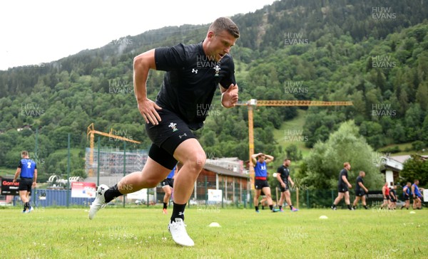 180719 - Wales Rugby World Cup Training Camp in Fiesch, Switzerland - Scott Williams during training