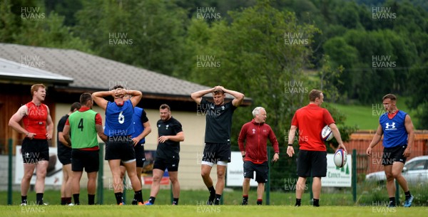 180719 - Wales Rugby World Cup Training Camp in Fiesch, Switzerland - Dan Biggar during training