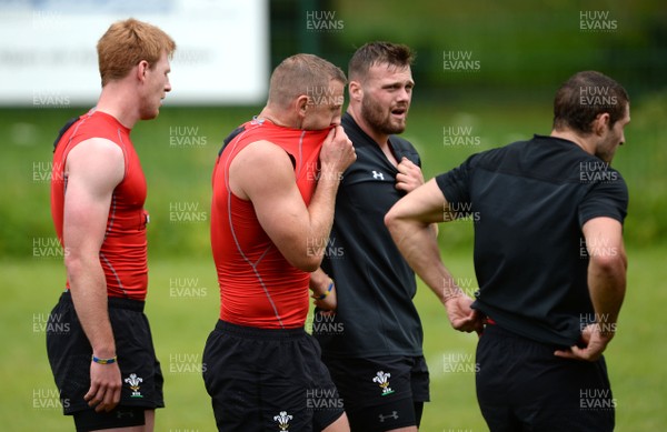 180719 - Wales Rugby World Cup Training Camp in Fiesch, Switzerland - Rhys Patchell, Hadleigh Parkes, Owen Lane and Jonah Holmes during training