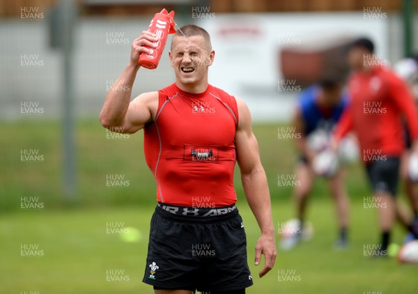 180719 - Wales Rugby World Cup Training Camp in Fiesch, Switzerland - Jonathan Davies during training