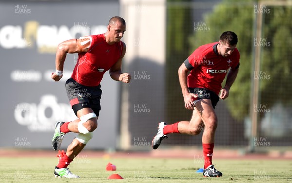 240819 - Wales Rugby Training Camp, Turkey - Aaron Shingler and Justin Tipuric