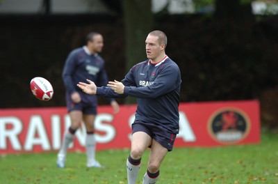 31.10.06  Wales rugby training, Cardiff  Wales Gethin Jenkins. 