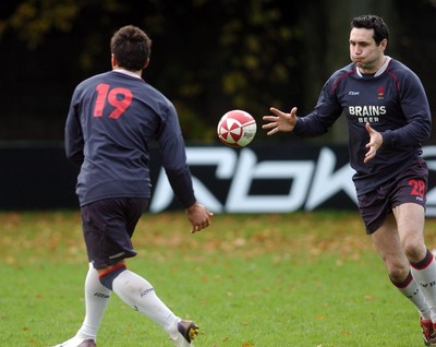 31.10.06 - WALES RUGBY takes part in a training session ahead of his sides clash against Australia 
