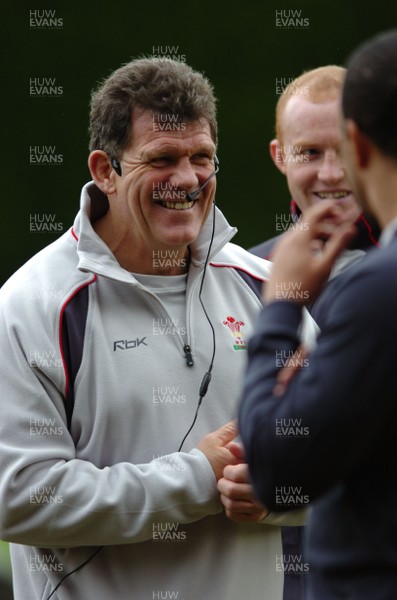 31.10.06  Wales rugby training, Cardiff  Wales coach Gareth Jenkins.  