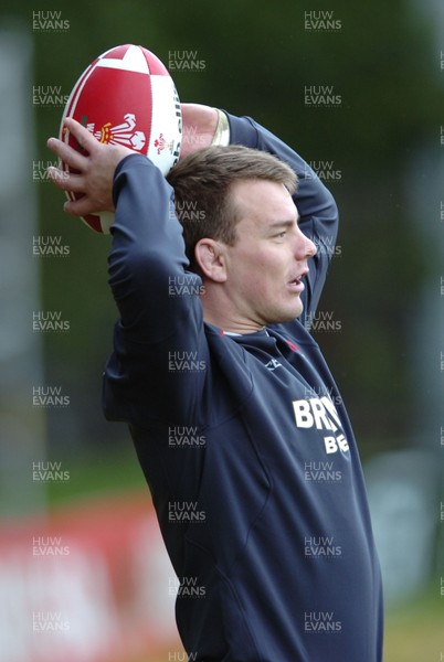 31.10.06  Wales rugby training, Cardiff  Wales hooker Matthew Rees. 