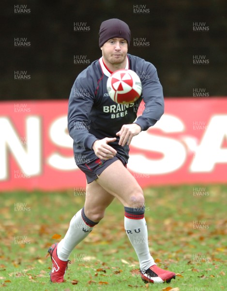 31.10.06  Wales rugby training, Cardiff  Wales Shane Williams 