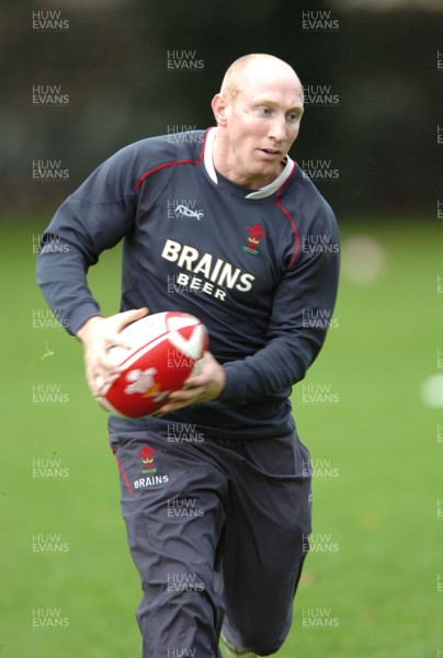 31.10.06  Wales rugby training, Cardiff  Wales Tom Shanklin 