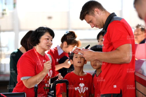 190919 - Wales Rugby Training - Dan Biggar as the Wales squad travel to Toyota by "Bullet Train"