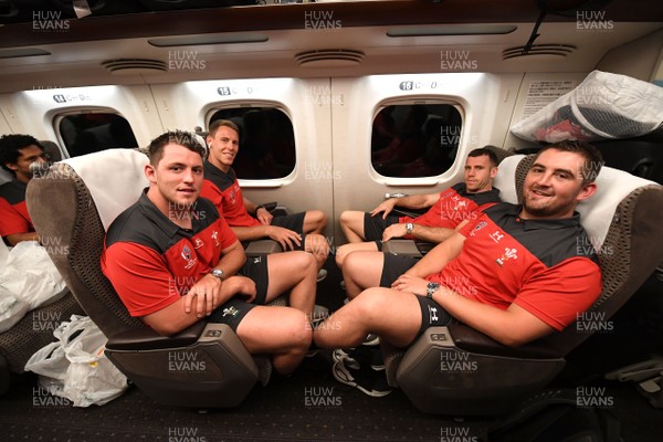 190919 - Wales Rugby Training - Ryan Elias, Liam Williams, Gareth Davies and Wyn Jones as the Wales squad travel to Toyota by "Bullet Train"