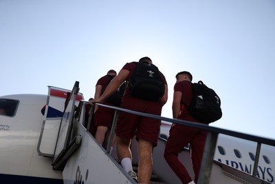 040326 - Picture shows the Wales Rugby Team travelling to Dublin, Ireland for their Six Nations game against Ireland on Friday - 