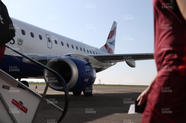 040326 - Picture shows the Wales Rugby Team travelling to Dublin, Ireland for their Six Nations game against Ireland on Friday - 