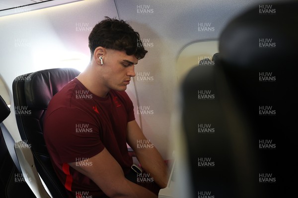 040326 - Picture shows the Wales Rugby Team travelling to Dublin, Ireland for their Six Nations game against Ireland on Friday - Eddie James