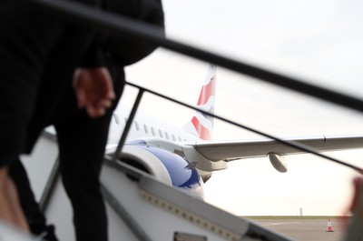 060325 - Picture shows the Wales Rugby team traveling to Edinburgh for their 6 Nations game on Saturday - 