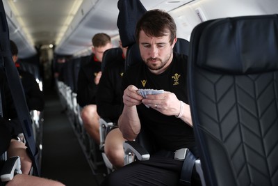 060325 - Picture shows the Wales Rugby team traveling to Edinburgh for their 6 Nations game on Saturday - Rhodri Williams