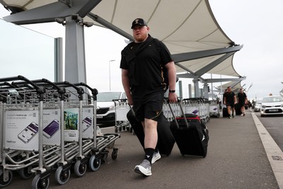 250625 - Wales Rugby Travel from Heathrow on route to Japan - Keiron Assiratti