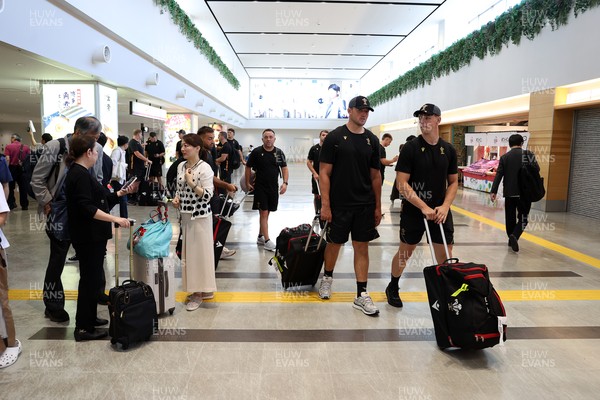 260625 - Wales Rugby Travel from Tokyo to Kitakyushu - Freddie Thomas and Tom Rogers