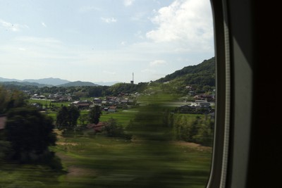 060725 - Wales Rugby travel to Kobe, Japan for their second test of the tour - 