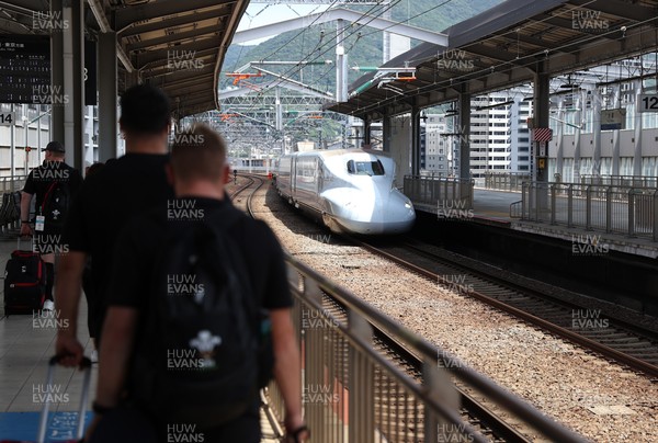 060725 - Wales Rugby travel to Kobe, Japan for their second test of the tour - 