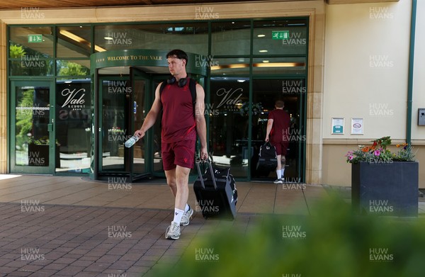 250626 - The Welsh Rugby team travel to London ahead of their game against the Barbarians at Twickenham on Saturday - Tom Rogers