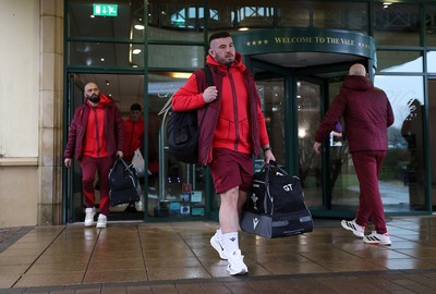050226 - Wales Rugby Travel to Twickenham for their first Six Nations game against England - Gareth Thomas