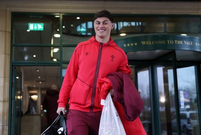 050226 - Wales Rugby Travel to Twickenham for their first Six Nations game against England - Louis Rees-Zammit