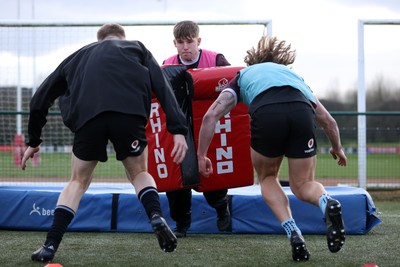 110325 - Wales U20s Training - Steffan Emanuel