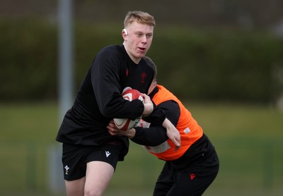 110325 - Wales U20s Training - Lewis Edwards