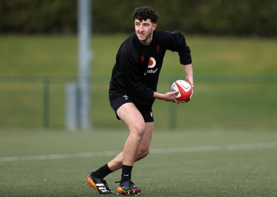 110325 - Wales U20s Training - Elis Price