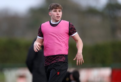 110325 - Wales U20s Training - Steffan Emanuel