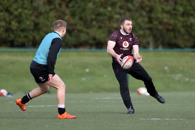 110325 - Wales U20s Training - Harry Rees-Weldon