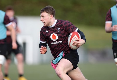 110325 - Wales U20s Training - Tom Bowen