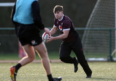 110325 - Wales U20s Training - Steffan Emanuel