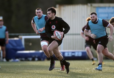 110325 - Wales U20s Training - Elijah Evans