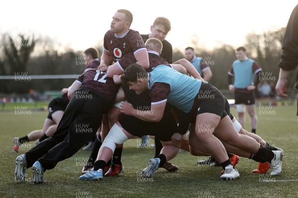 110325 - Wales U20s Training - Sam Scott