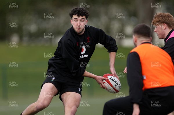 110325 - Wales U20s Training - Elis Price