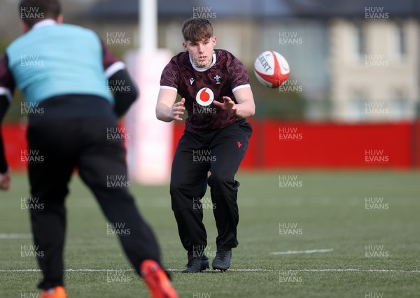 110325 - Wales U20s Training - Steffan Emanuel