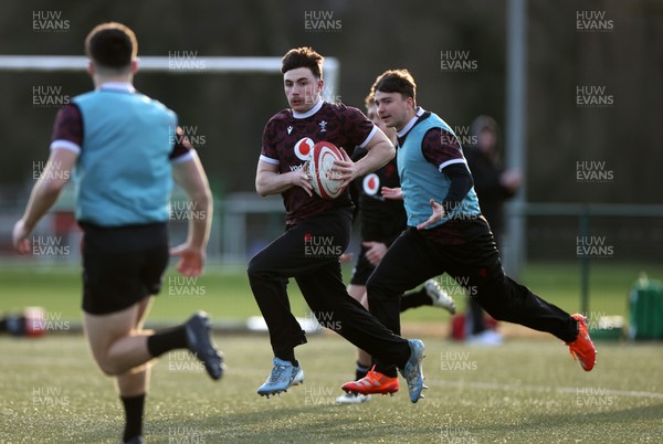 110325 - Wales U20s Training - 