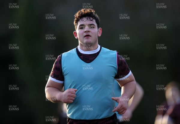 110325 - Wales U20s Training - Sam Scott