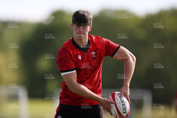 070621 - Wales U20s Training - Tristan Davies