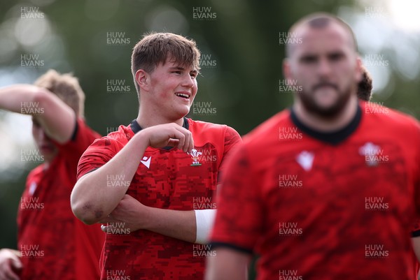 070621 - Wales U20s Training - Cameron Jones