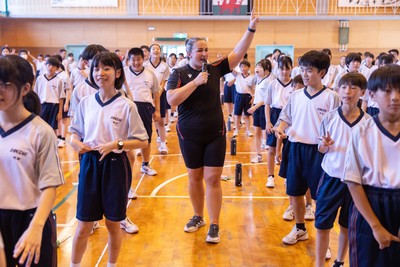 020725 - Picture shows the Welsh Rugby Team visiting Shinozaki Junior High School in Kitakyushu - 