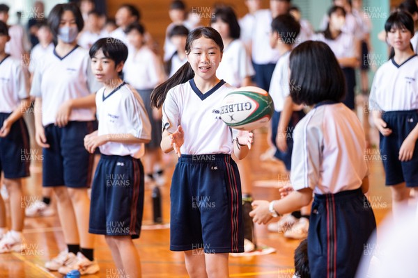 020725 - Picture shows the Welsh Rugby Team visiting Shinozaki Junior High School in Kitakyushu - 