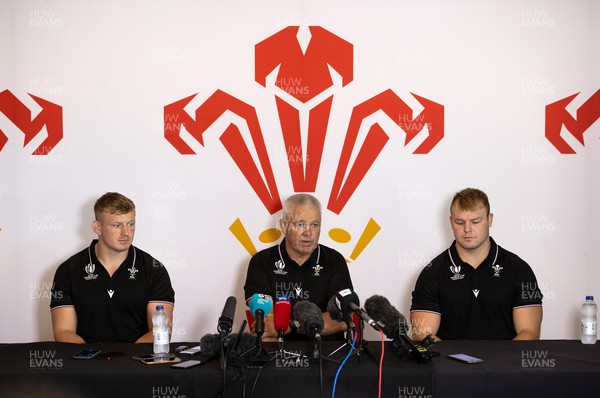 210823 - Wales Rugby World Cup Squad Announcement - Wales Head Coach Warren Gatland and co-captains Jac Morgan (left) and Dewi Lake (right) speak to the media 