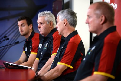 310815 - Wales Rugby World Cup Squad Announcement -WRU Chairman Gareth Davies names the Wales Rugby World Cup squad with head coach Warren Gatland and captain Sam Warburton (left)