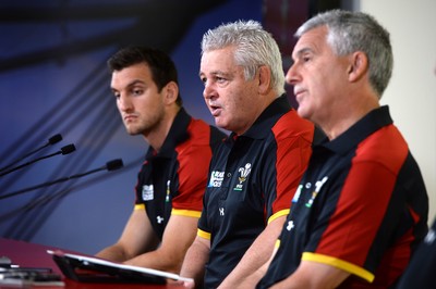 310815 - Wales Rugby World Cup Squad Announcement -WRU Chairman Gareth Davies names the Wales Rugby World Cup squad with head coach Warren Gatland and captain Sam Warburton (left)