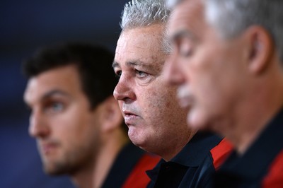 310815 - Wales Rugby World Cup Squad Announcement -WRU Chairman Gareth Davies names the Wales Rugby World Cup squad with head coach Warren Gatland and captain Sam Warburton (left)