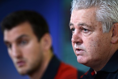 310815 - Wales Rugby World Cup Squad Announcement -Warren Gatland and captain Sam Warburton Warburton (left) during the naming of the Wales Rugby World Cup squad