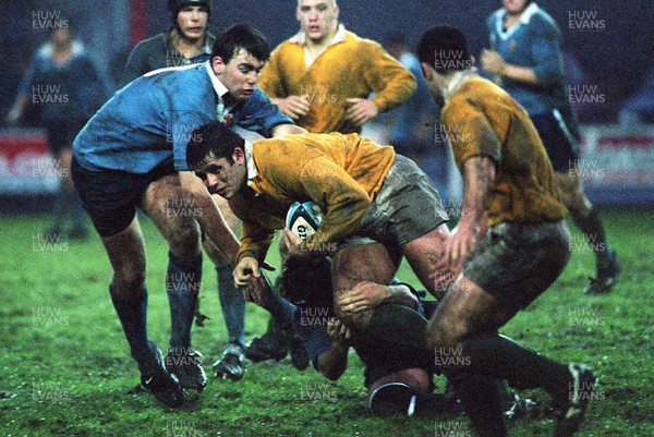 231297 - Wales Schools U18s v New South Wales - Llandovery RFC - Gary Powell of Wales