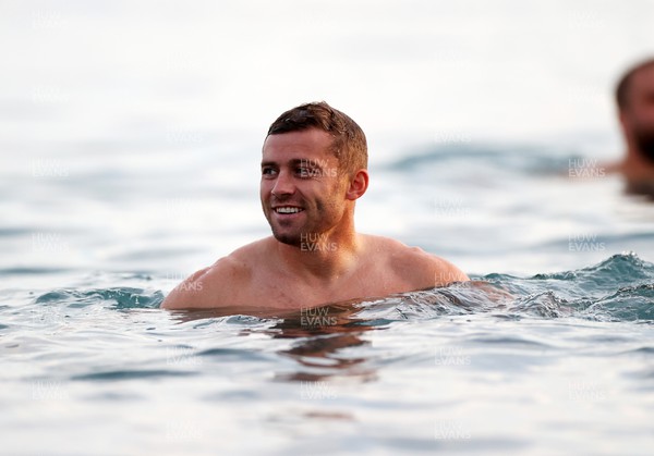 110923 - The Wales Rugby team start their time in Nice, South France with a sea recovery session - Leigh Halfpenny